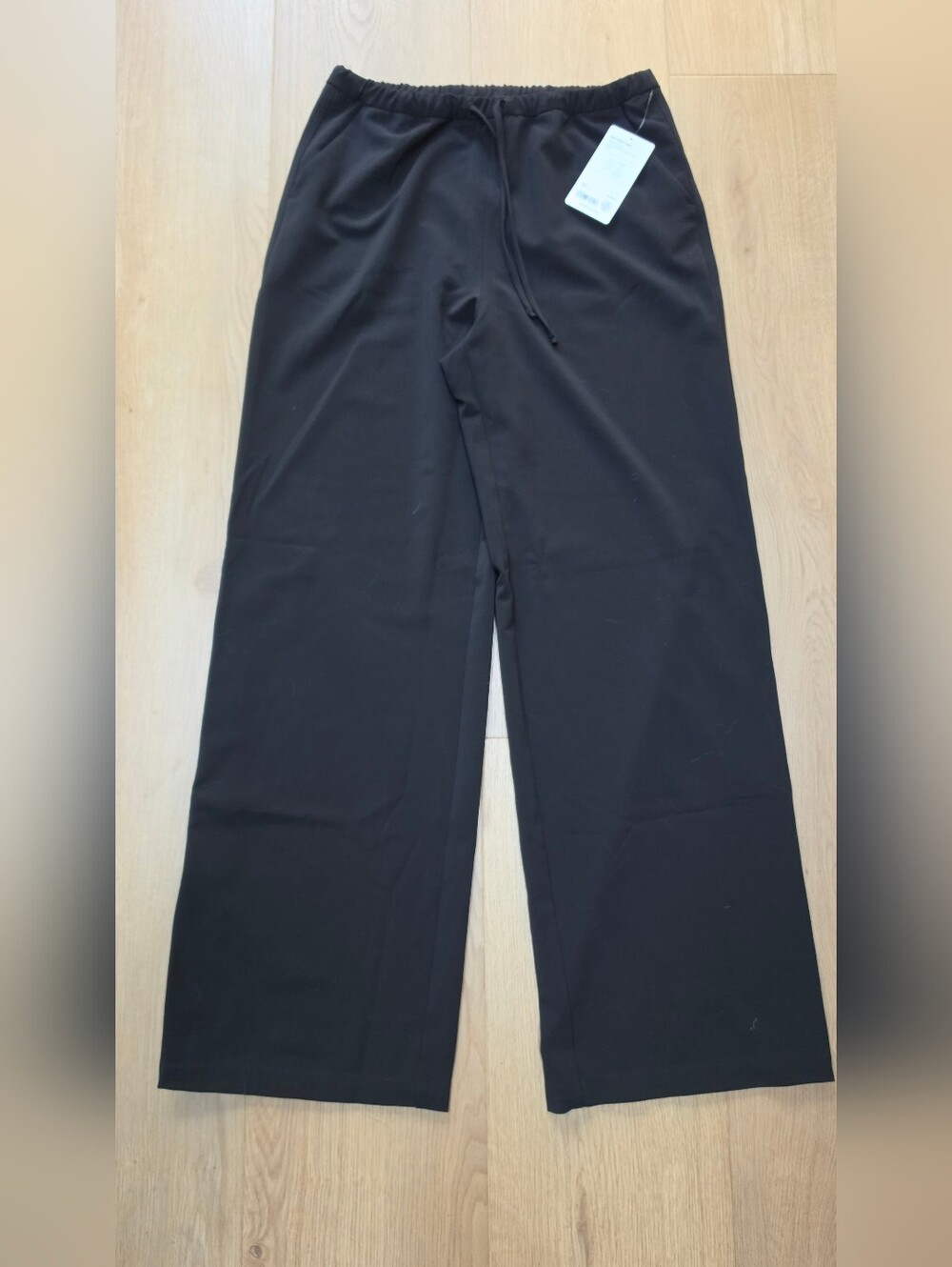 Athleta MVP Mid Rise Snap Pant – Medium Tall – NWT – 32” Inseam